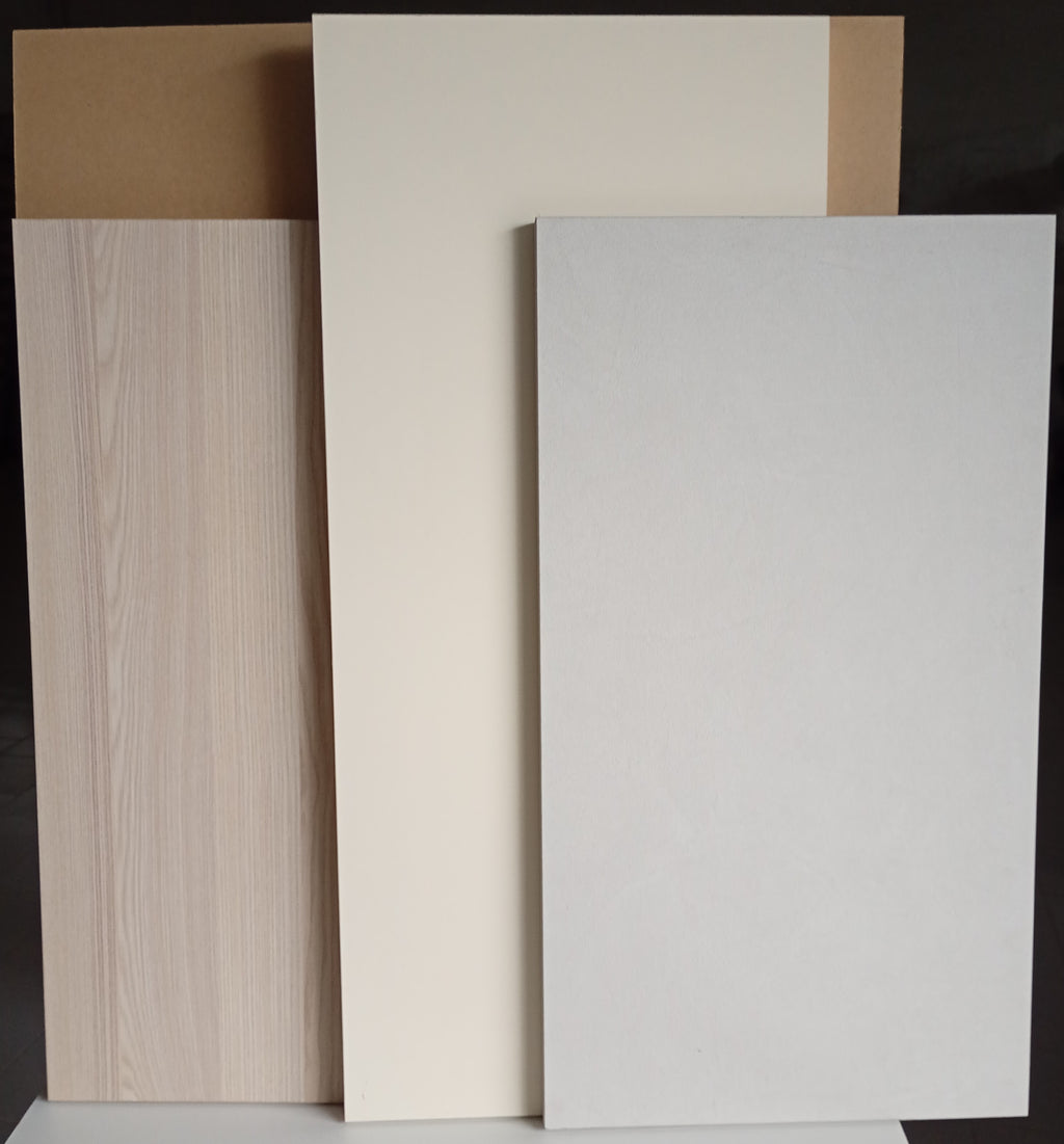 ante in legno per mobili cucina di diverse dimensioni e colori